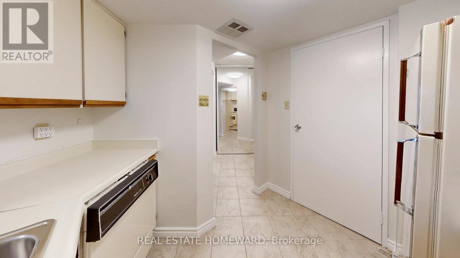 409 - 77 Maitland Place, Toronto (cabbagetown-south St. James Town), Ontario