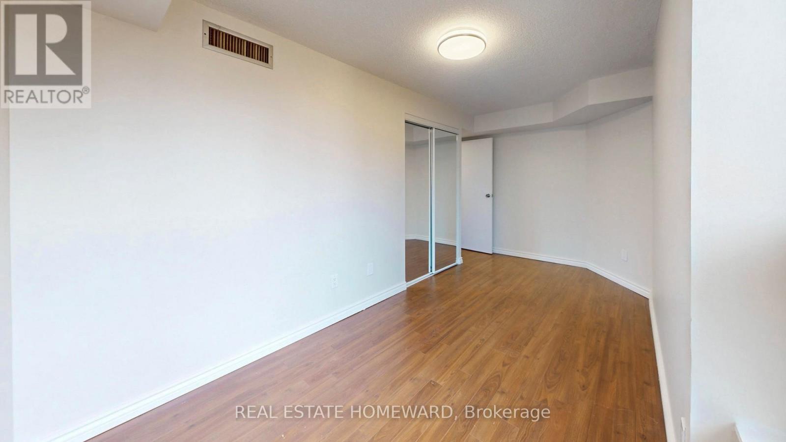 409 - 77 Maitland Place, Toronto (cabbagetown-south St. James Town), Ontario