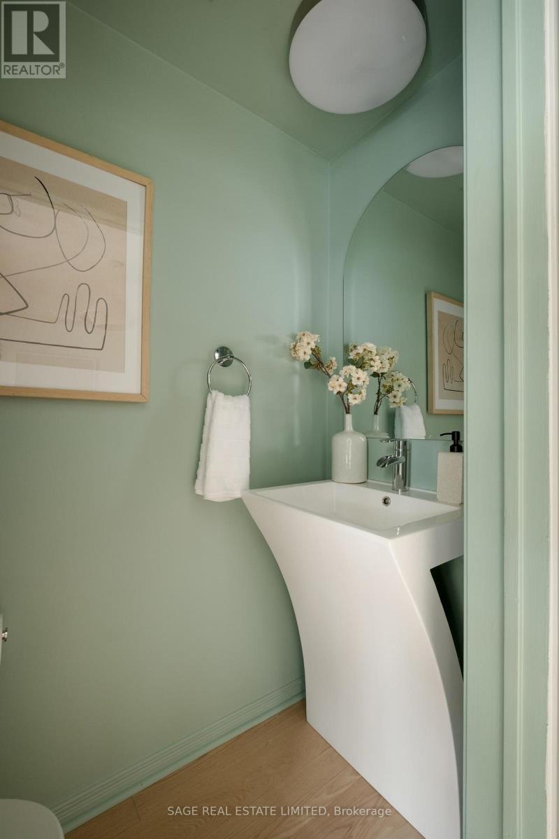 119 - 208 Niagara Street, Toronto (niagara), Ontario