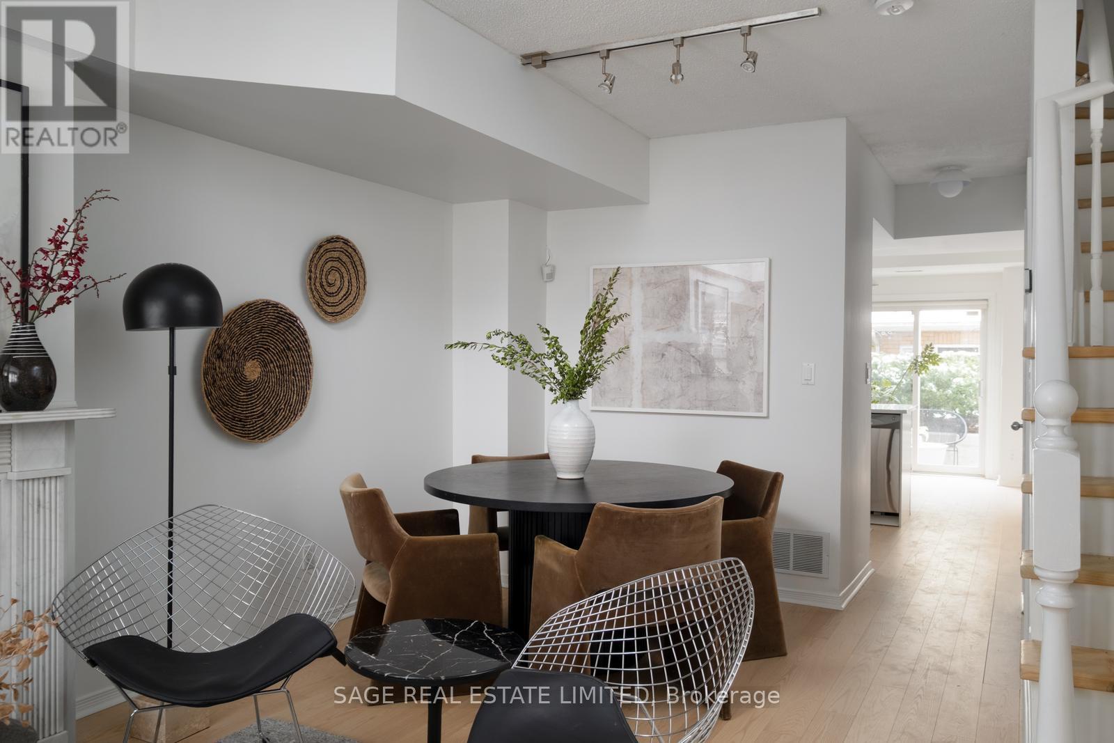 119 - 208 Niagara Street, Toronto (niagara), Ontario