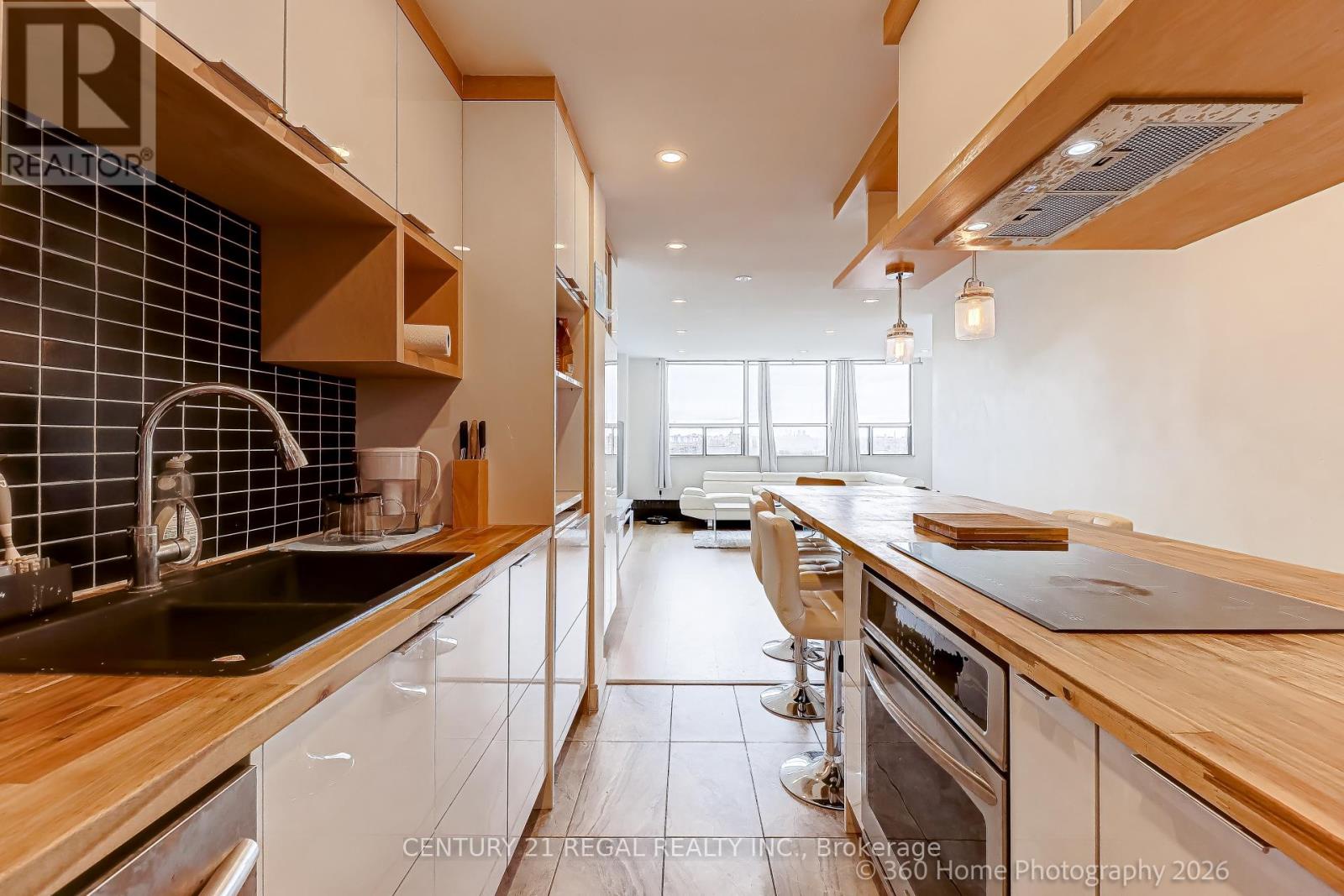 1603 - 25 Sunrise Avenue, Toronto (victoria Village), Ontario