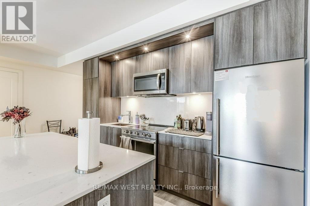 543 - 20 Inn On The Park Drive, Toronto (banbury-don Mills), Ontario