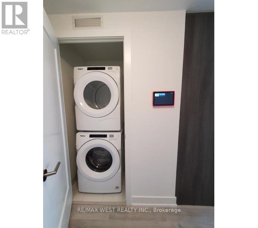 543 - 20 Inn On The Park Drive, Toronto (banbury-don Mills), Ontario