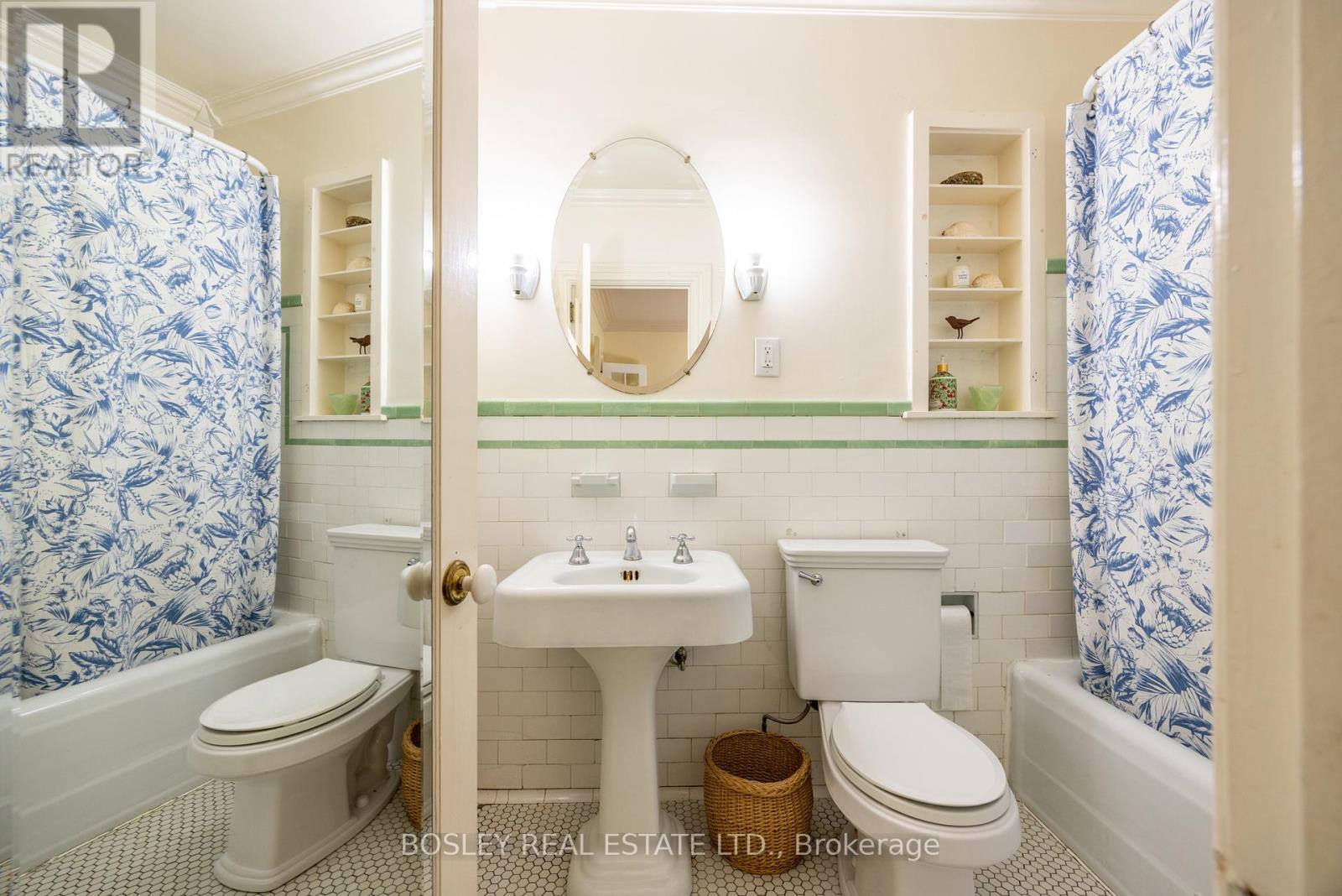 135 Madison Avenue, Toronto (annex), Ontario