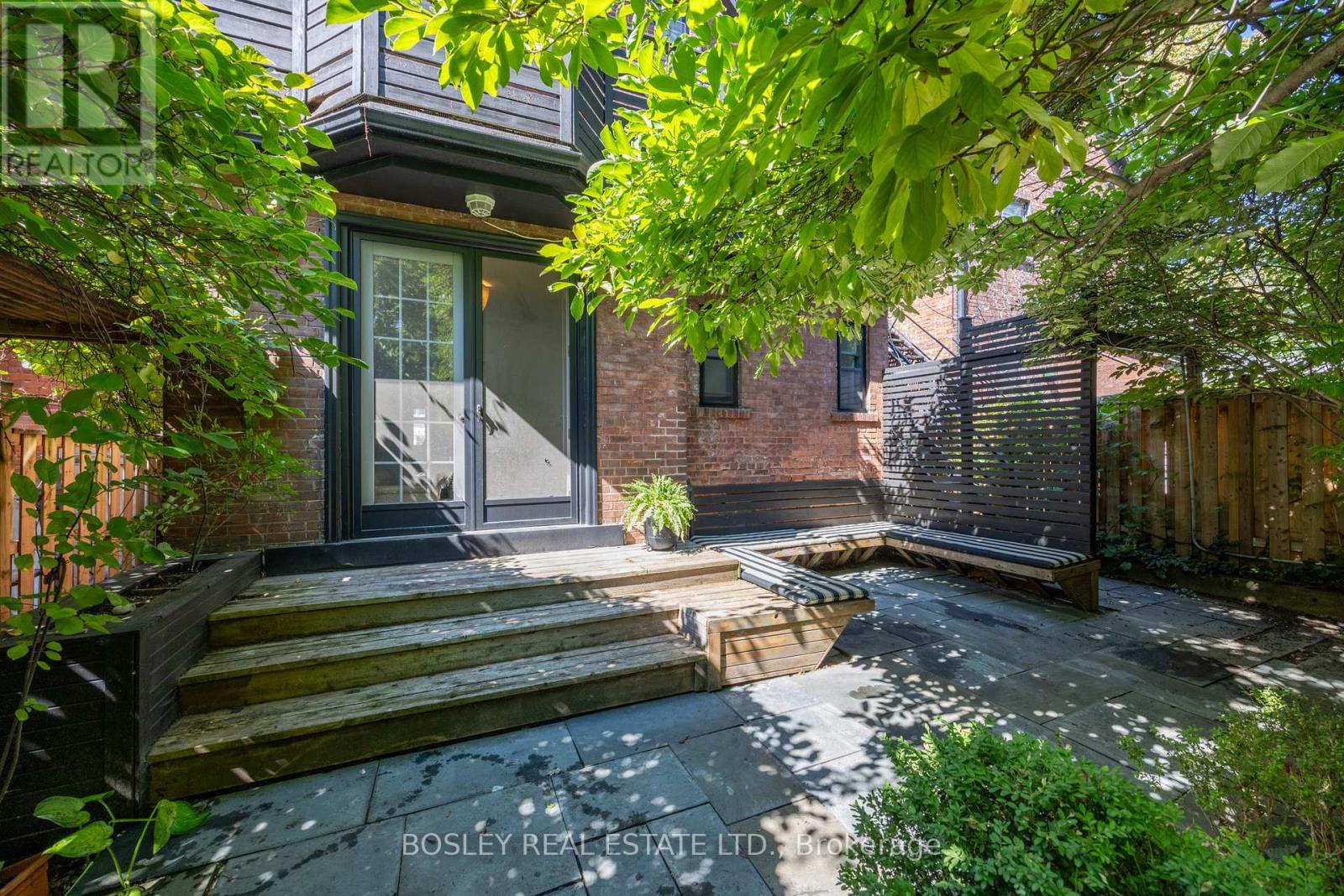 135 Madison Avenue, Toronto (annex), Ontario