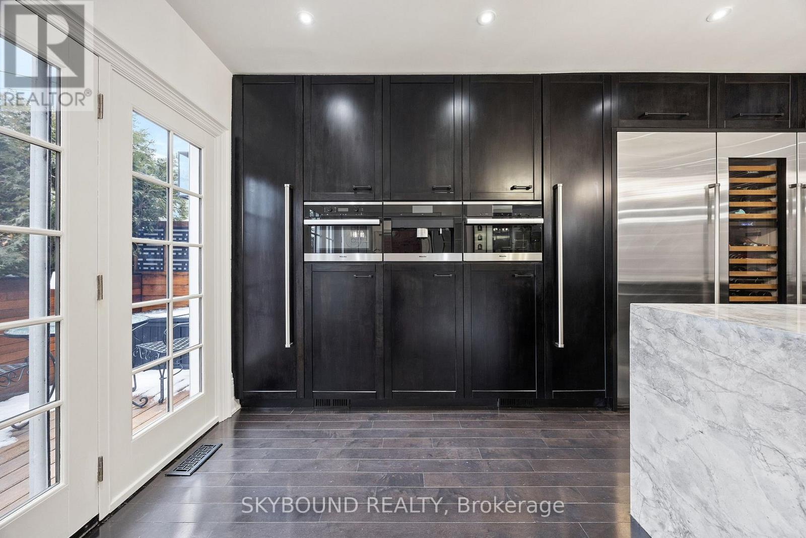 20 Fairview Boulevard, Toronto (north Riverdale), Ontario