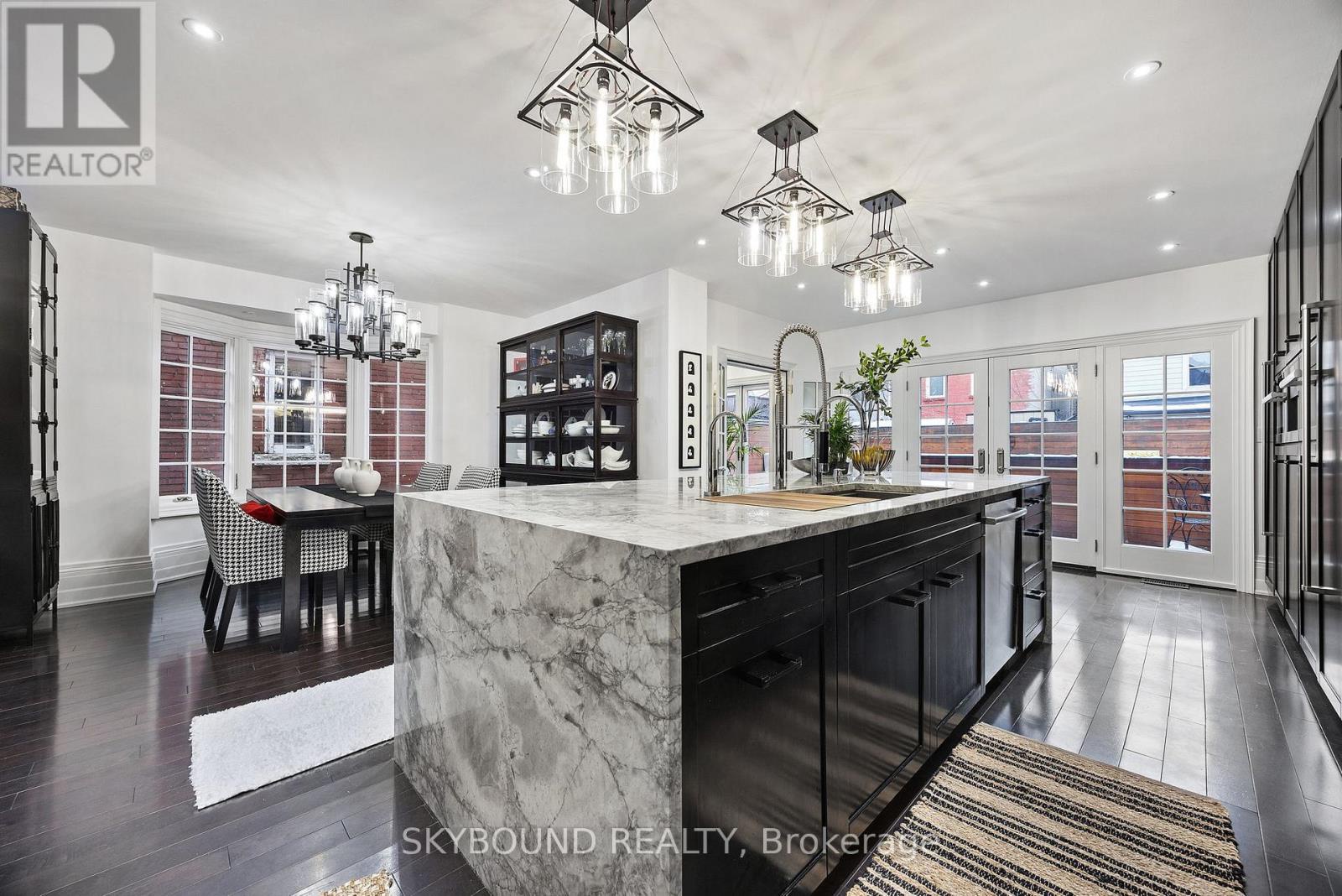 20 Fairview Boulevard, Toronto (north Riverdale), Ontario