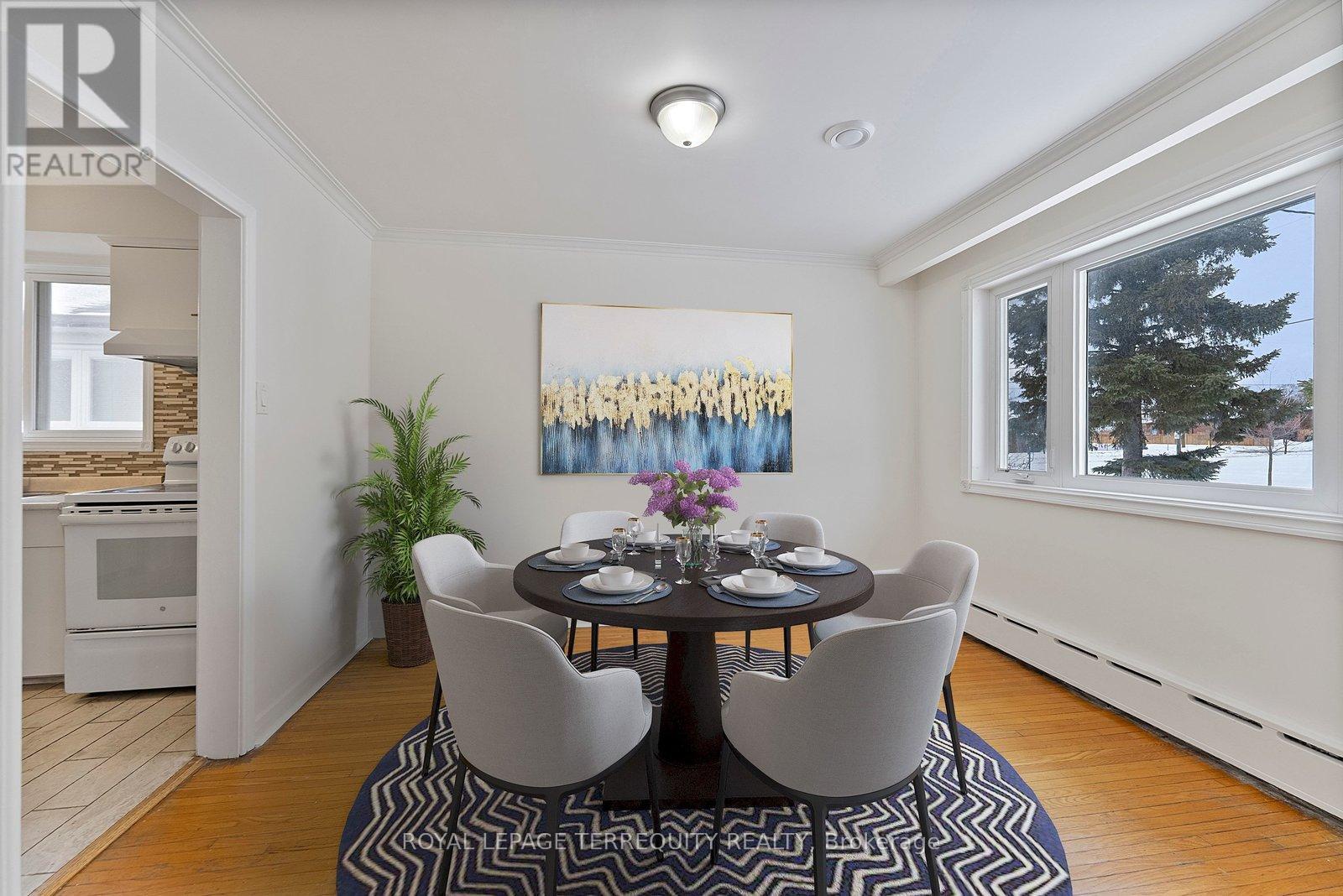 6 Peacham Crescent, Toronto (downsview-roding-cfb), Ontario