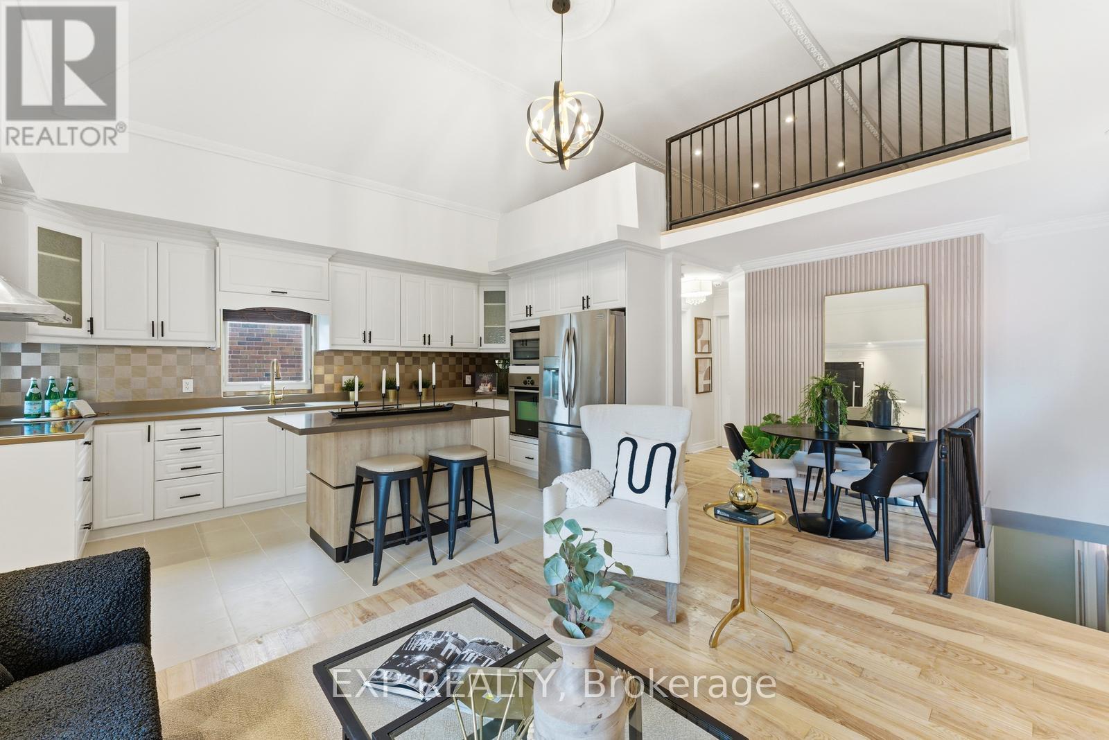 32 Victoria Boulevard, Toronto (mount Dennis), Ontario