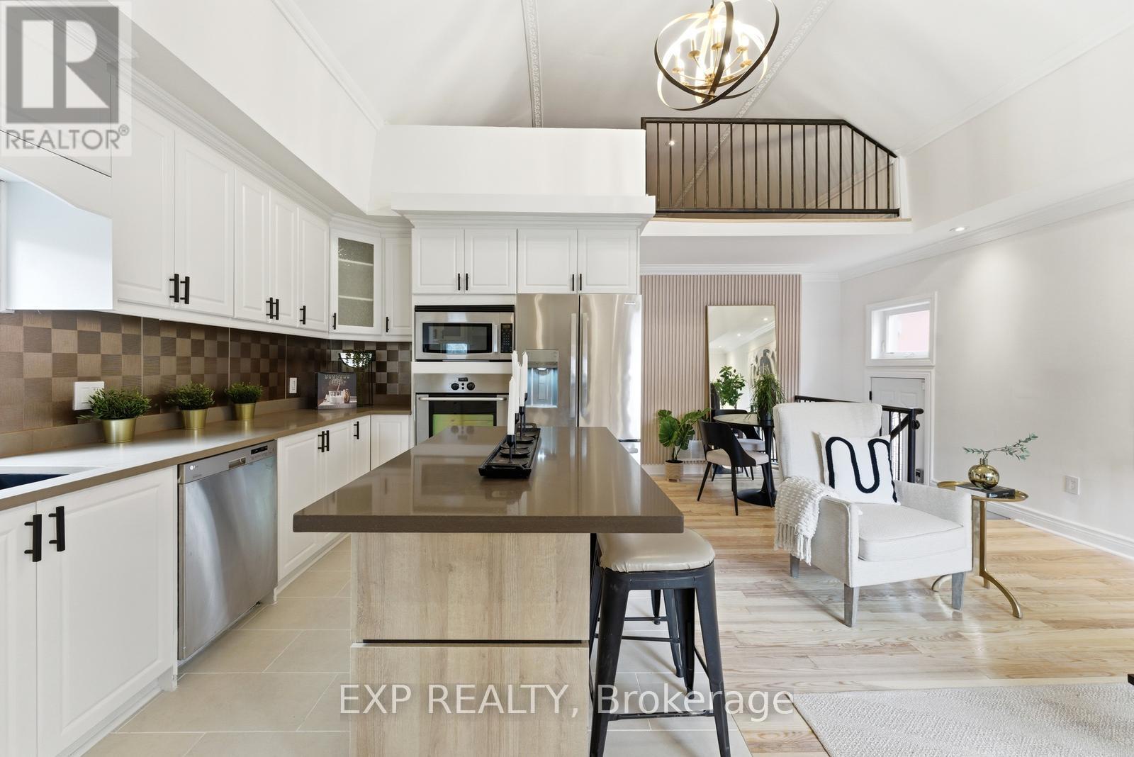 32 Victoria Boulevard, Toronto (mount Dennis), Ontario