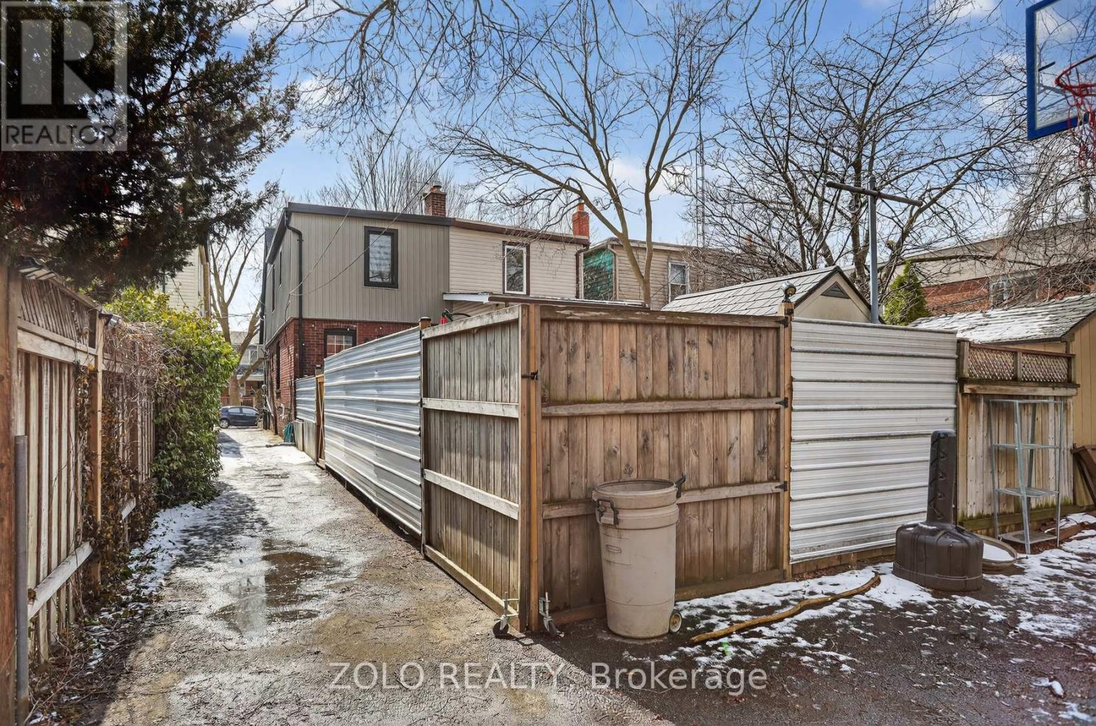 94 Hazelwood Avenue, Toronto (blake-jones), Ontario