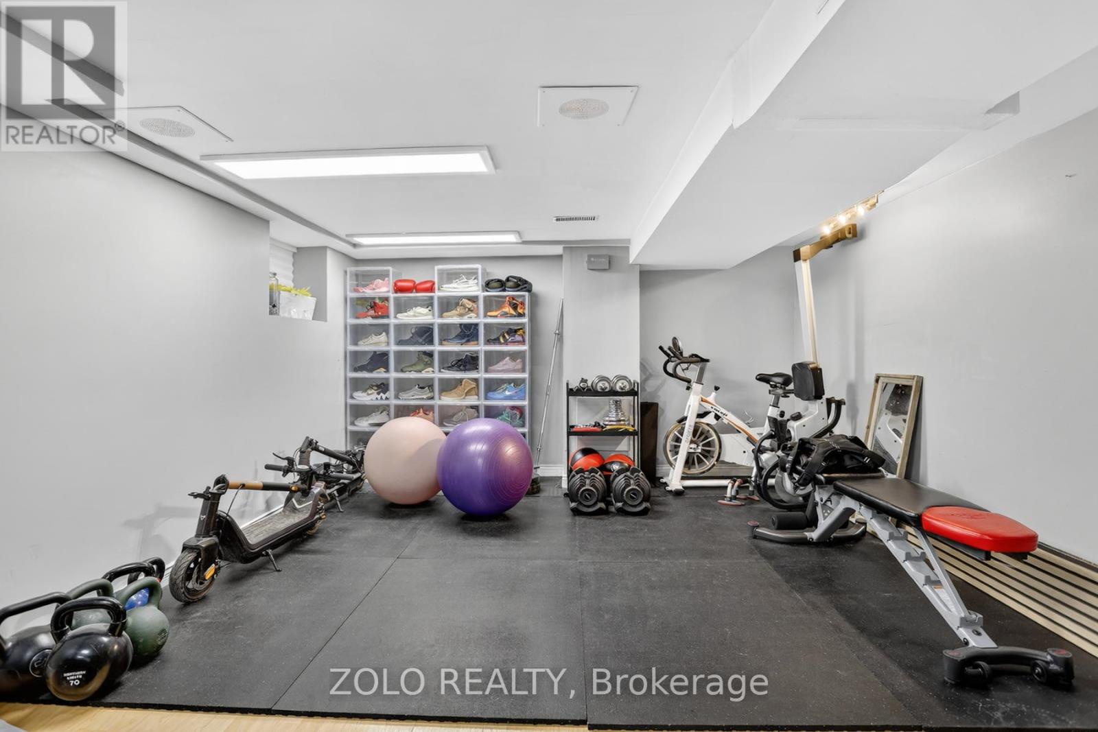 94 Hazelwood Avenue, Toronto (blake-jones), Ontario