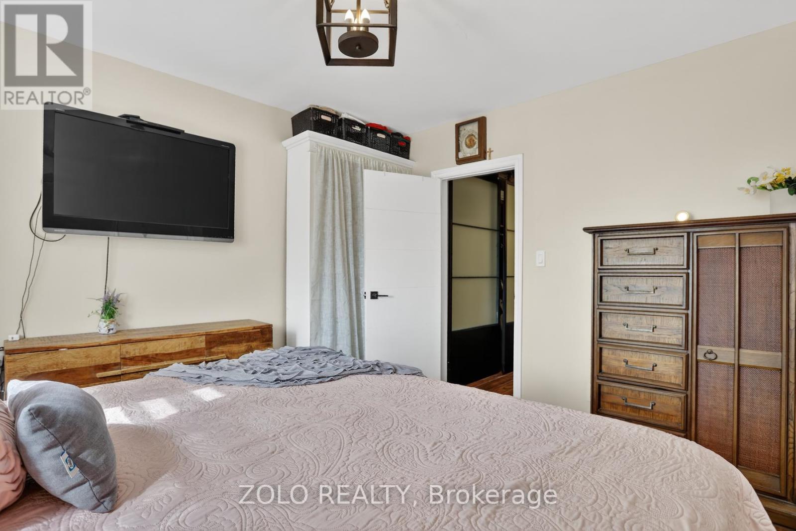 94 Hazelwood Avenue, Toronto (blake-jones), Ontario