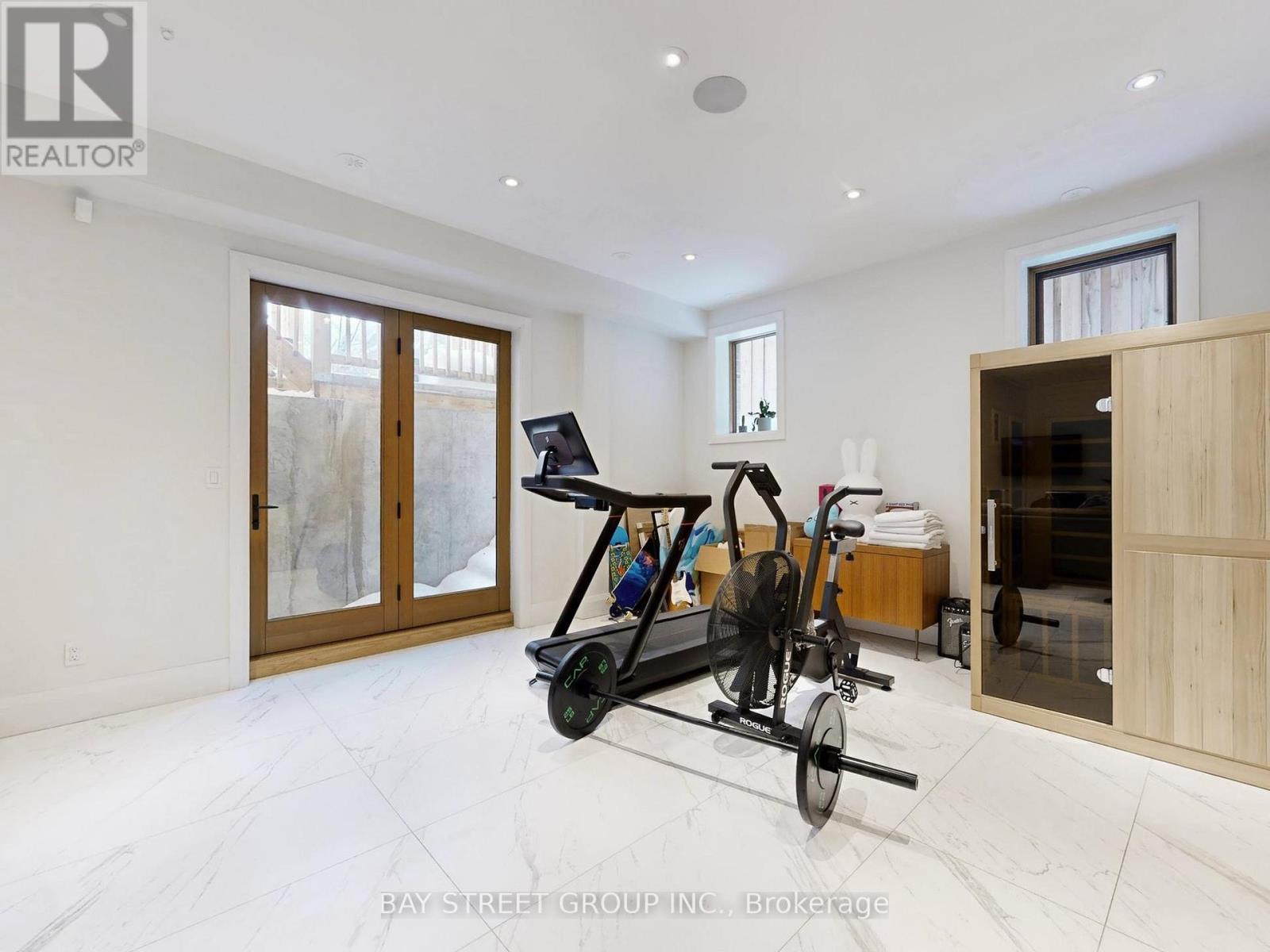 31 Evergreen Gardens, Toronto (leaside), Ontario