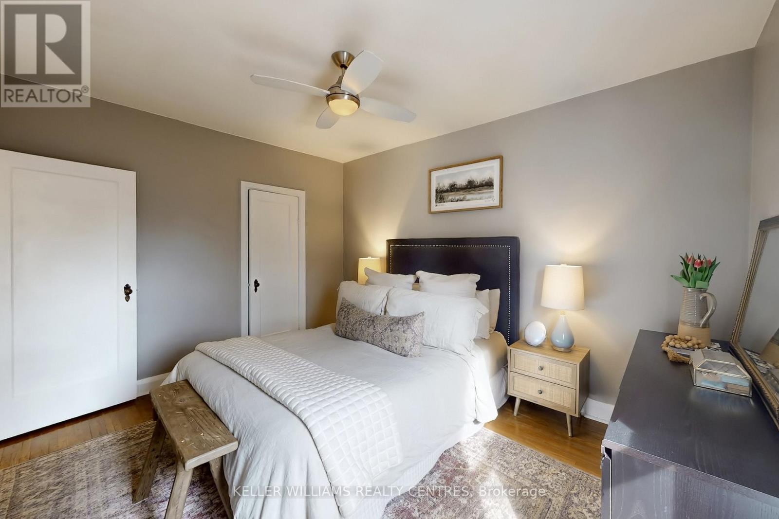 23 Thirteenth Street, Toronto (new Toronto), Ontario