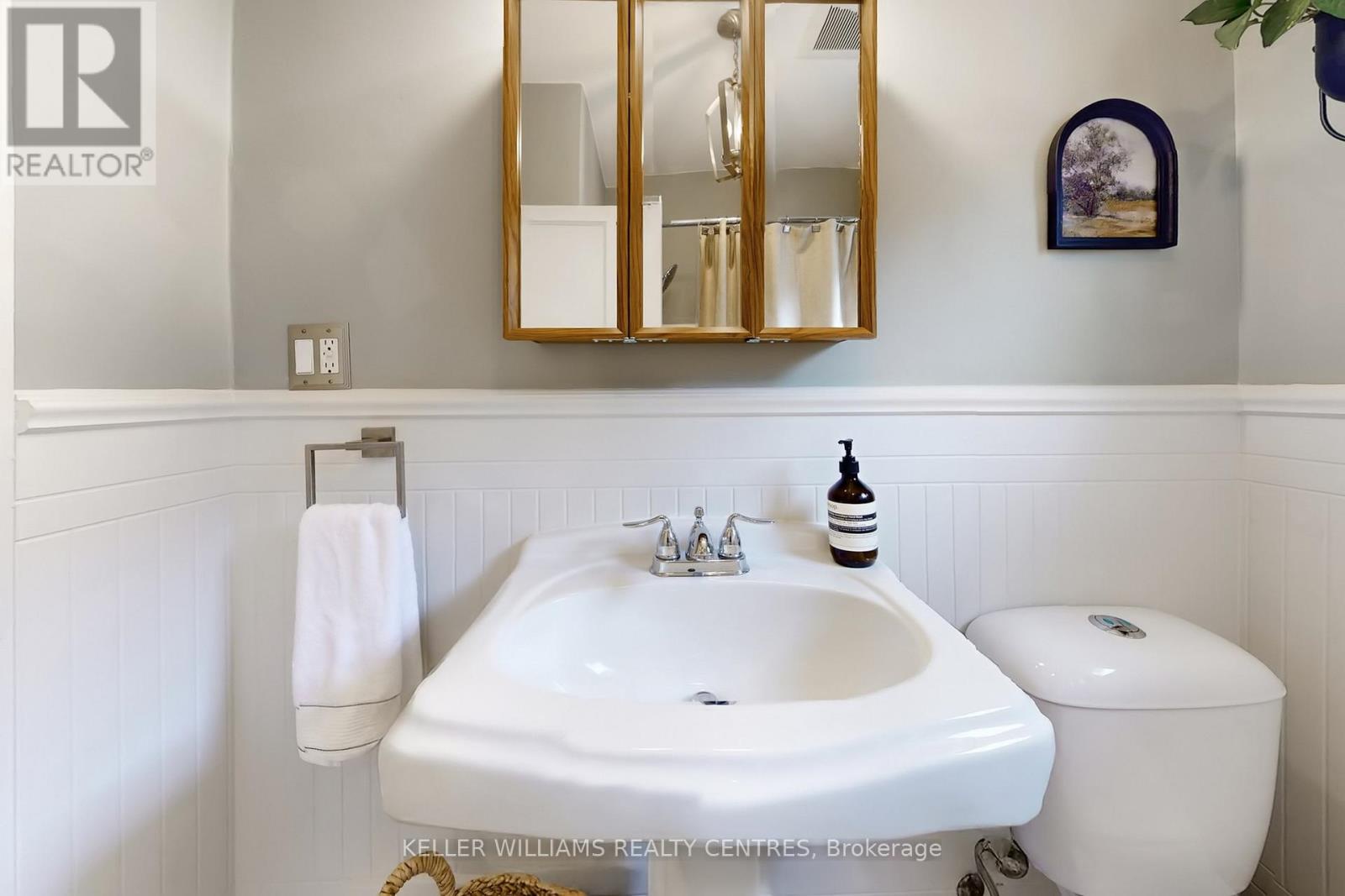 23 Thirteenth Street, Toronto (new Toronto), Ontario