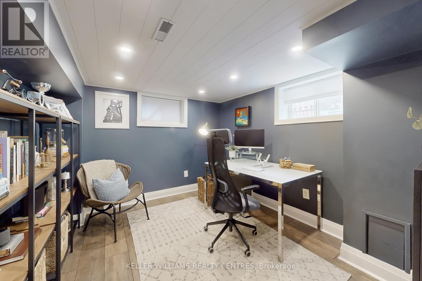 23 Thirteenth Street, Toronto (new Toronto), Ontario