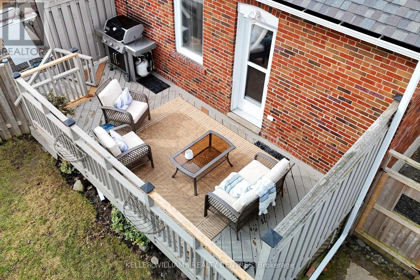 23 Thirteenth Street, Toronto (new Toronto), Ontario