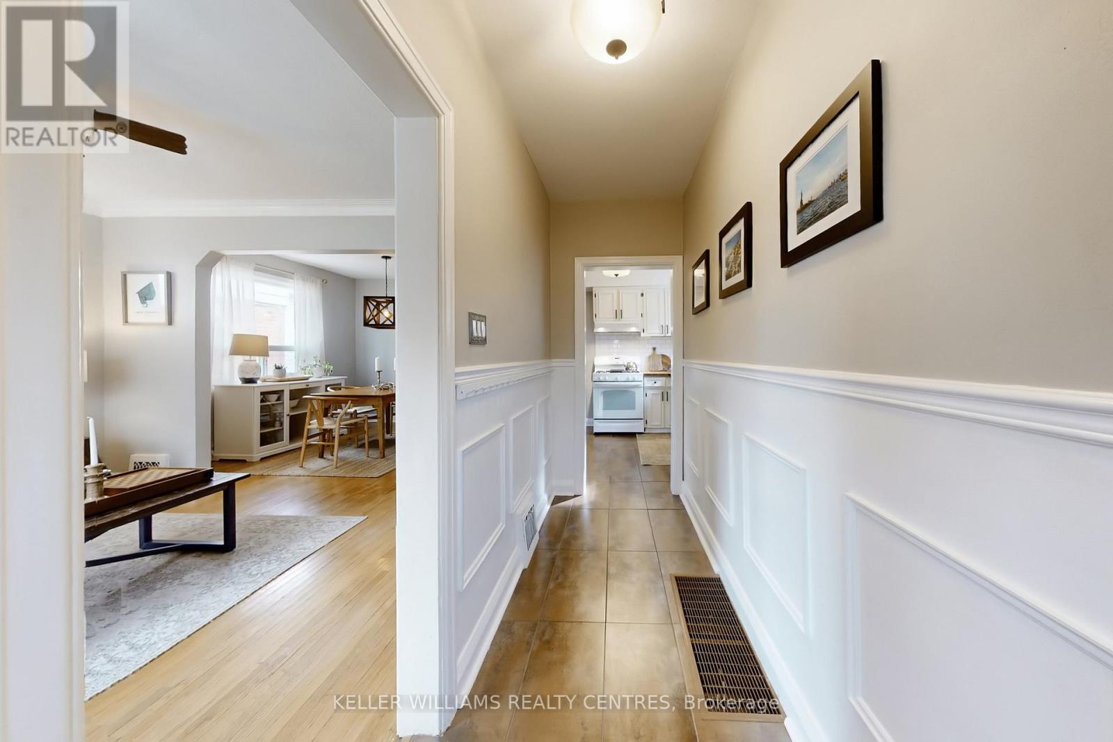 23 Thirteenth Street, Toronto (new Toronto), Ontario