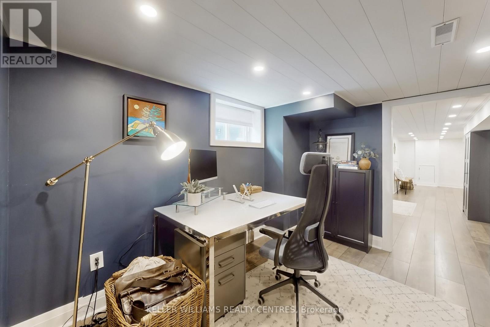 23 Thirteenth Street, Toronto (new Toronto), Ontario