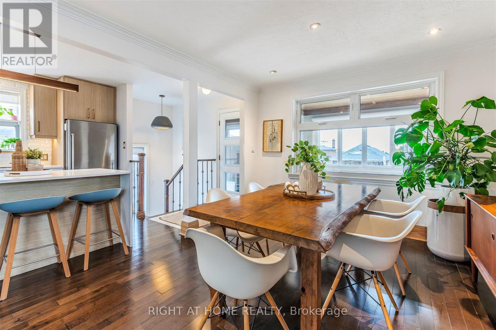 17 Claybrooke Street, Toronto (beechborough-greenbrook), Ontario