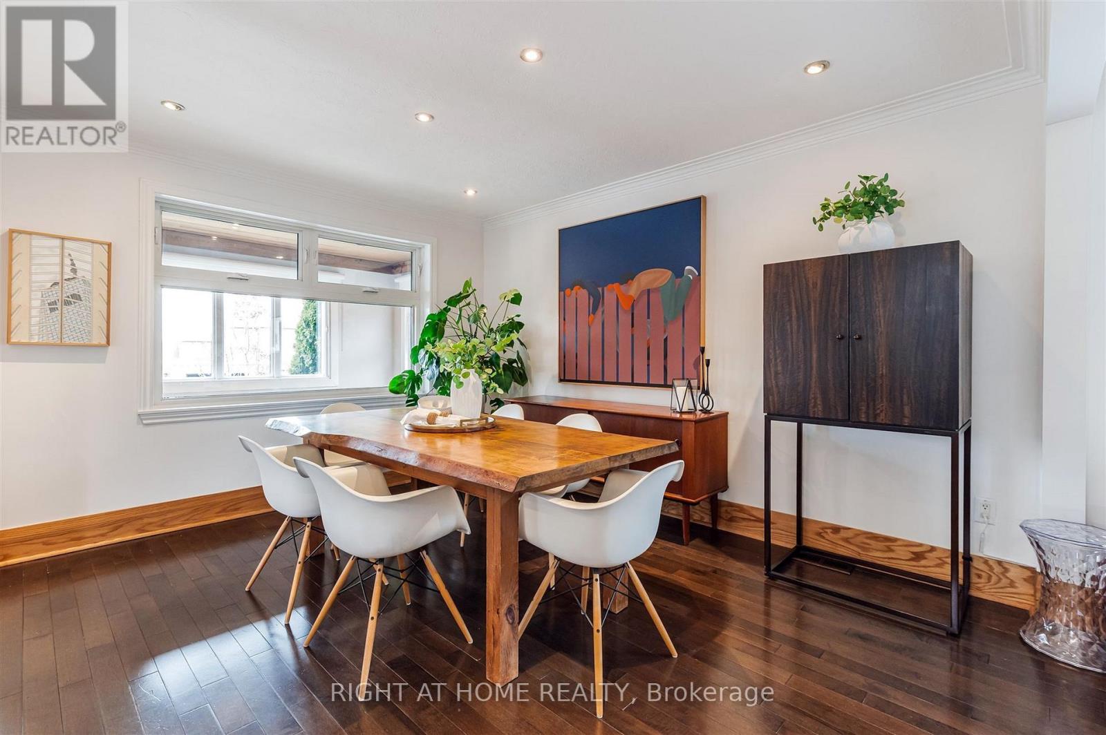 17 Claybrooke Street, Toronto (beechborough-greenbrook), Ontario