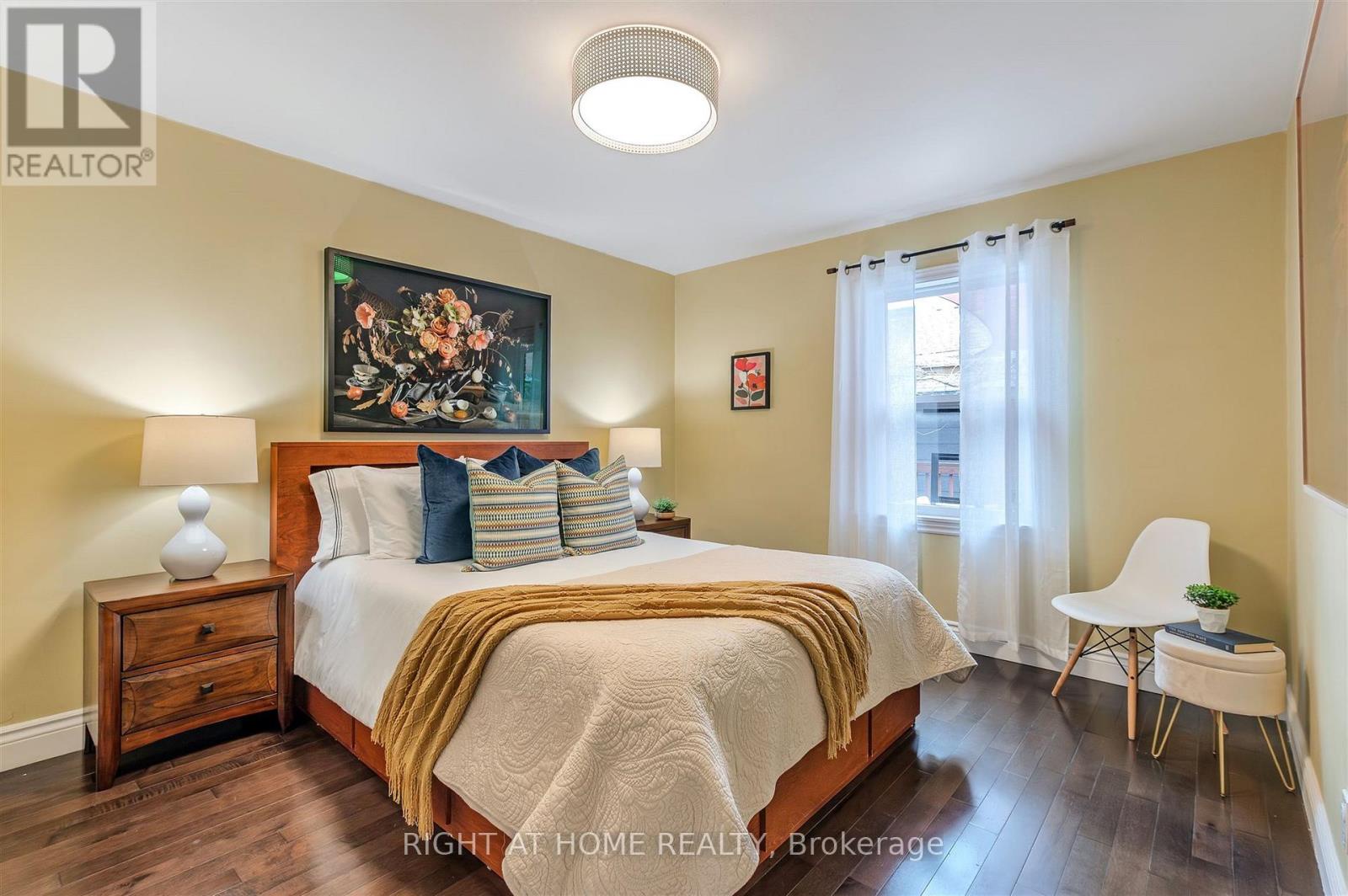 17 Claybrooke Street, Toronto (beechborough-greenbrook), Ontario