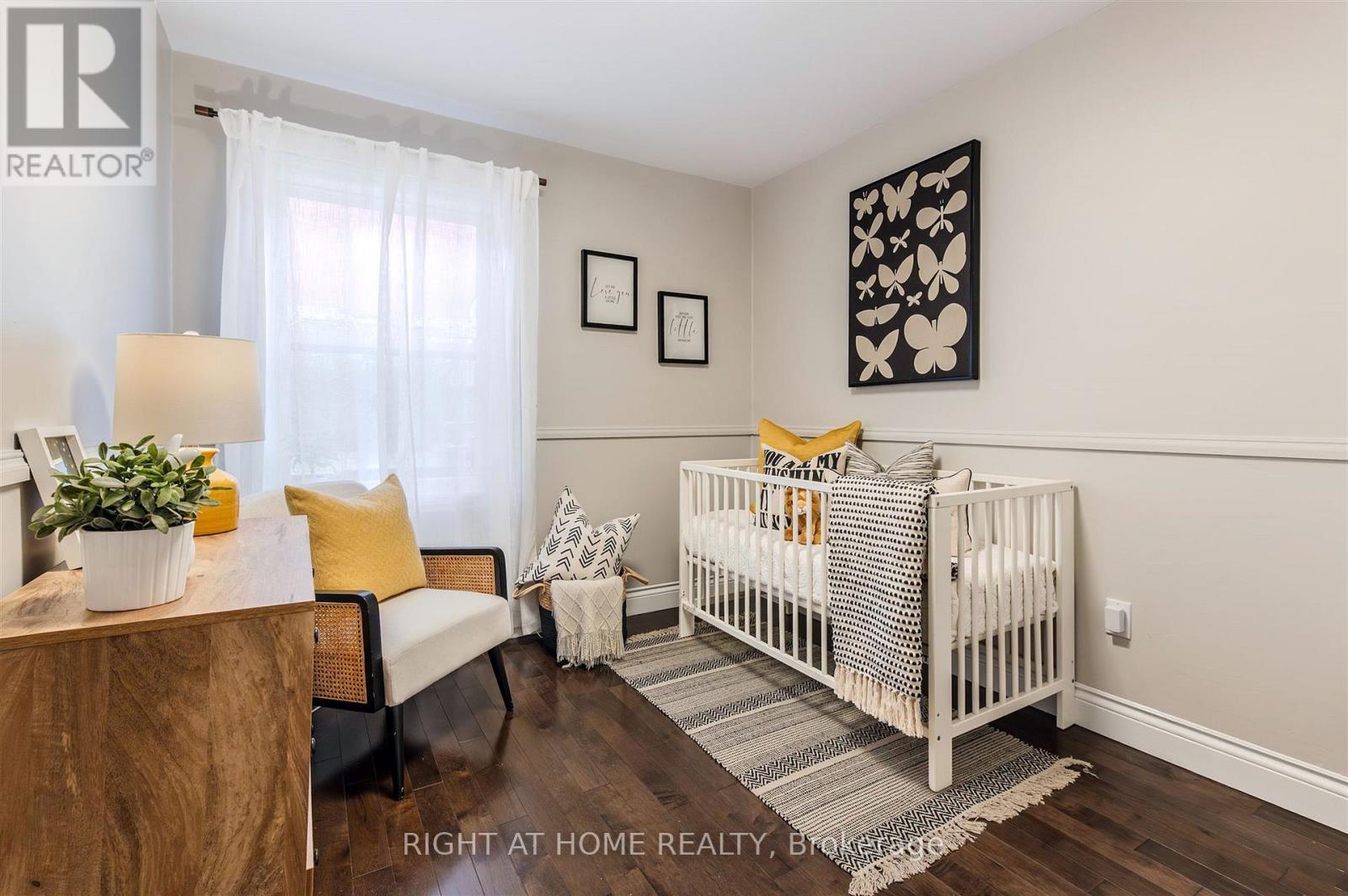 17 Claybrooke Street, Toronto (beechborough-greenbrook), Ontario