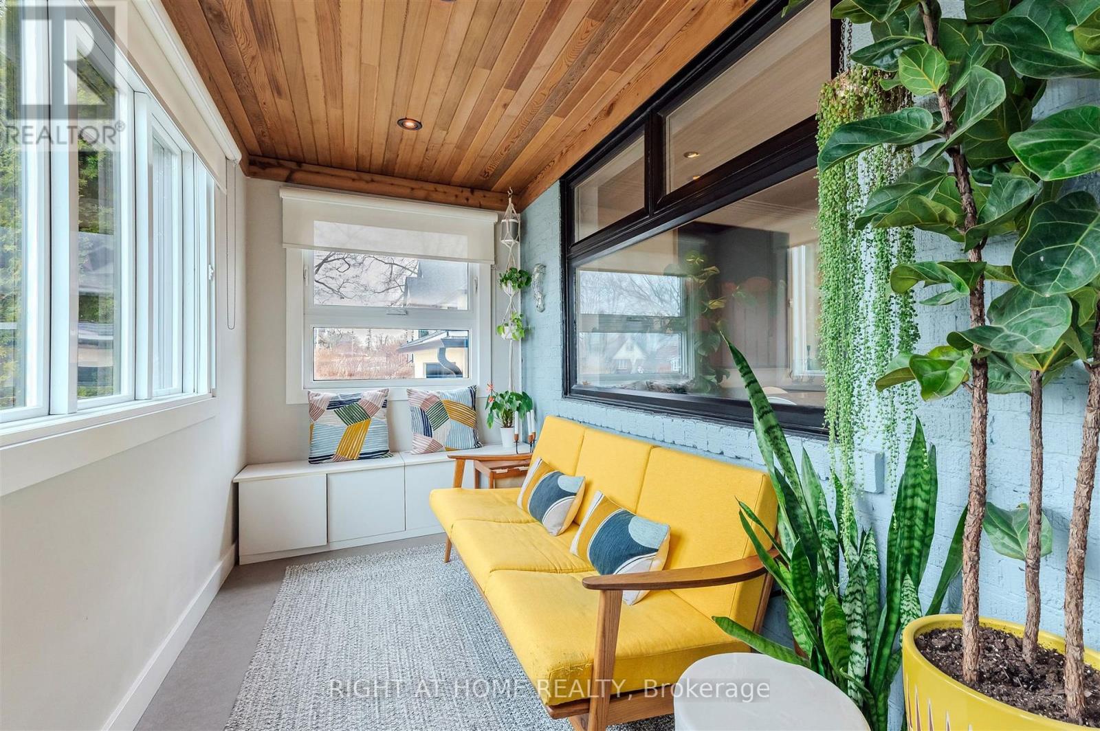 17 Claybrooke Street, Toronto (beechborough-greenbrook), Ontario