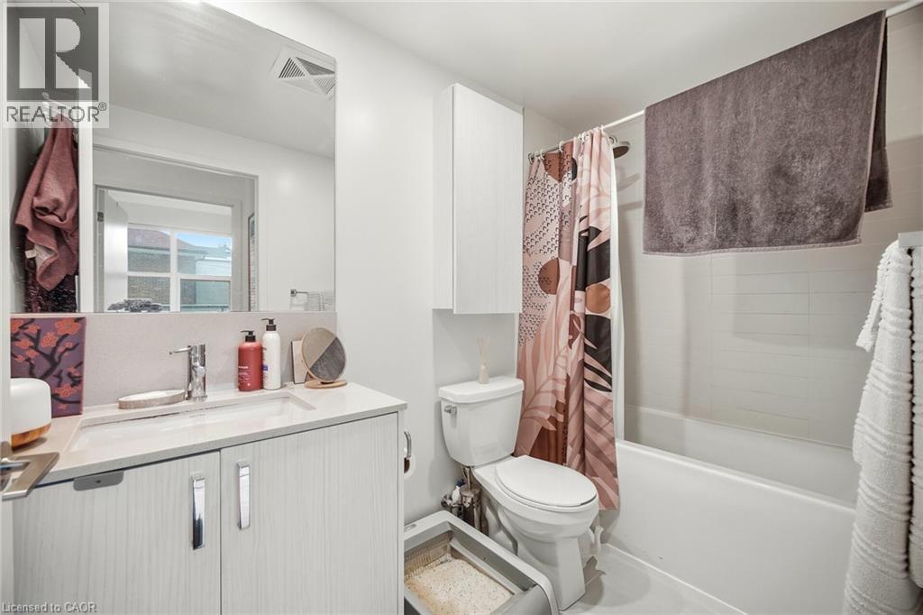 1787 St Clair Avenue W Unit# 208, Toronto, Ontario