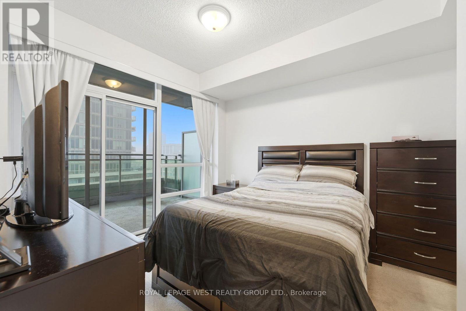 1406 - 16 Brookers Lane, Toronto (mimico), Ontario