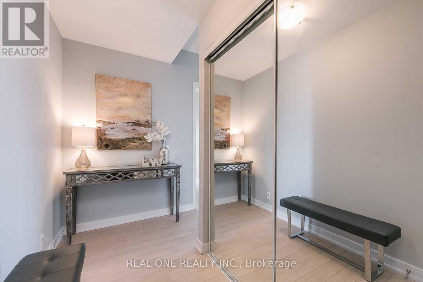 1401 - 10 Park Lawn Road, Toronto (mimico), Ontario