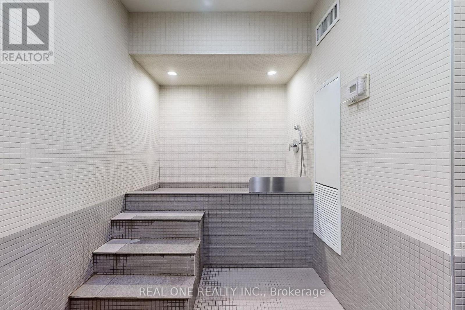 1401 - 10 Park Lawn Road, Toronto (mimico), Ontario