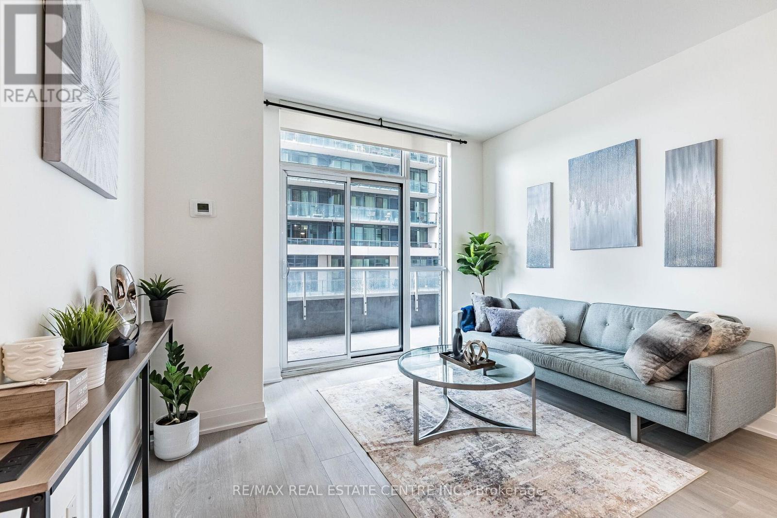 207 - 110 Marine Parade Drive, Toronto (mimico), Ontario