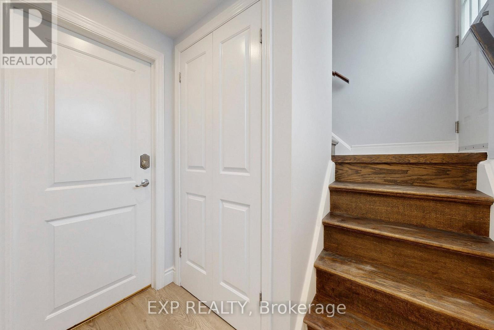 25 Mcmanus Road, Toronto (kingsview Village-the Westway), Ontario