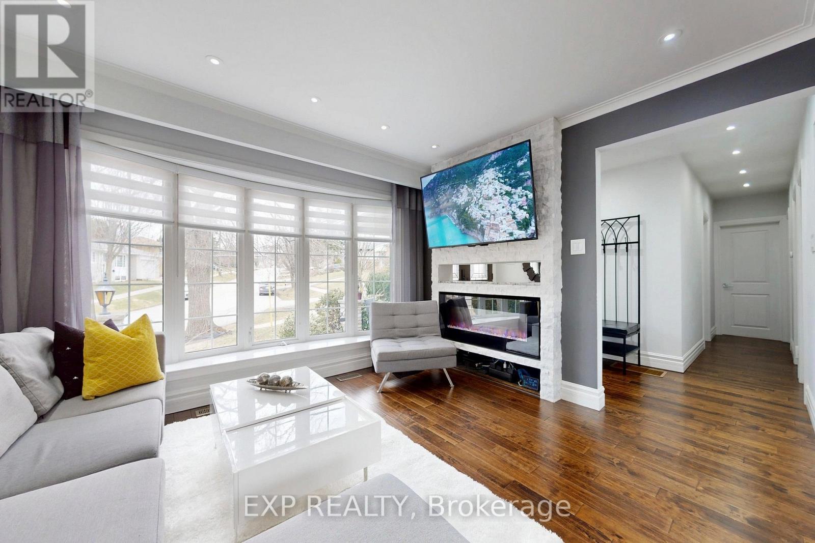 25 Mcmanus Road, Toronto (kingsview Village-the Westway), Ontario