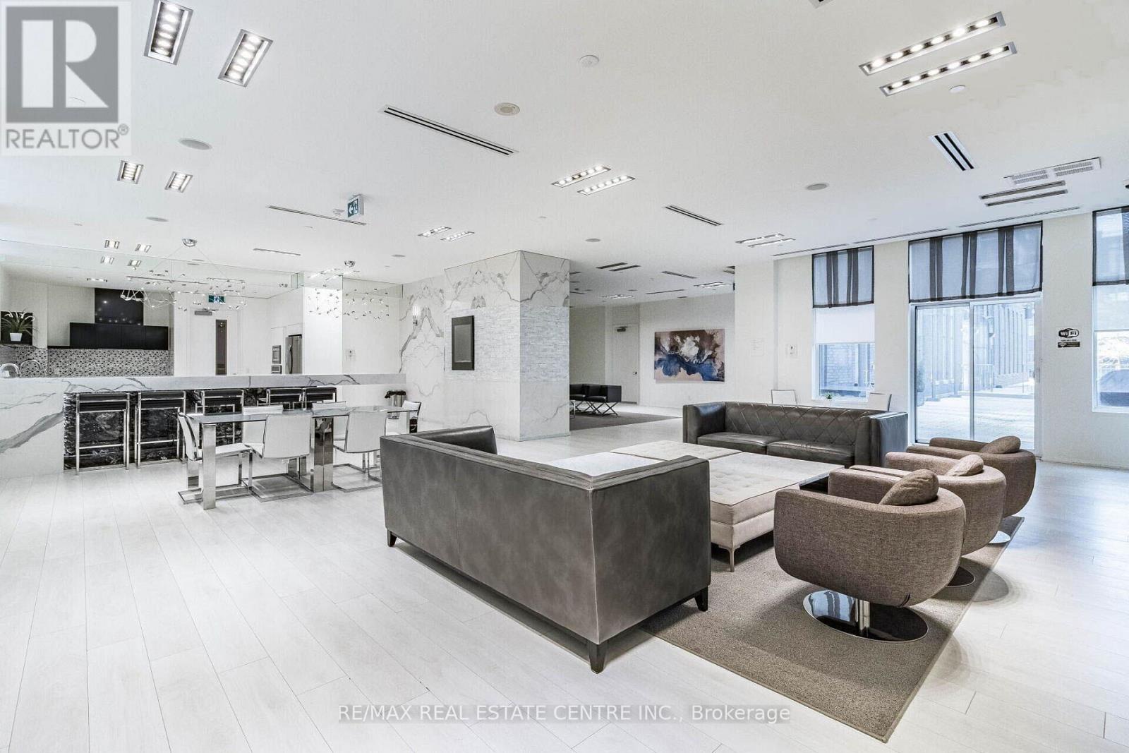 207 - 110 Marine Parade Drive, Toronto (mimico), Ontario