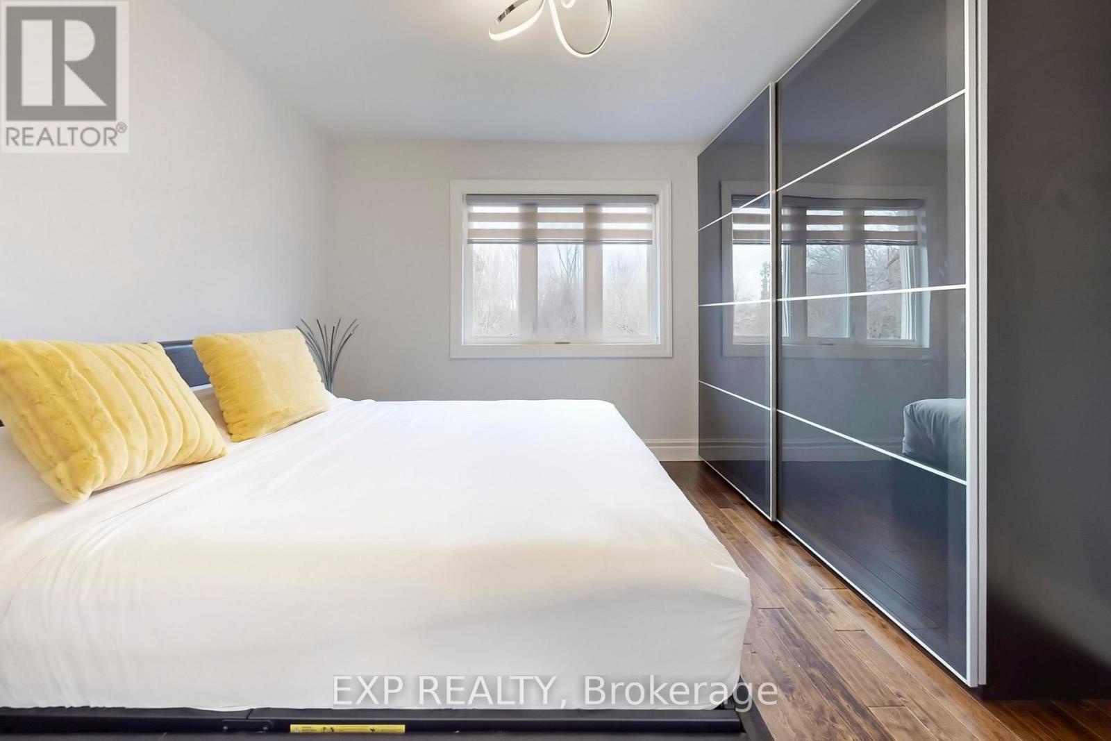 25 Mcmanus Road, Toronto (kingsview Village-the Westway), Ontario