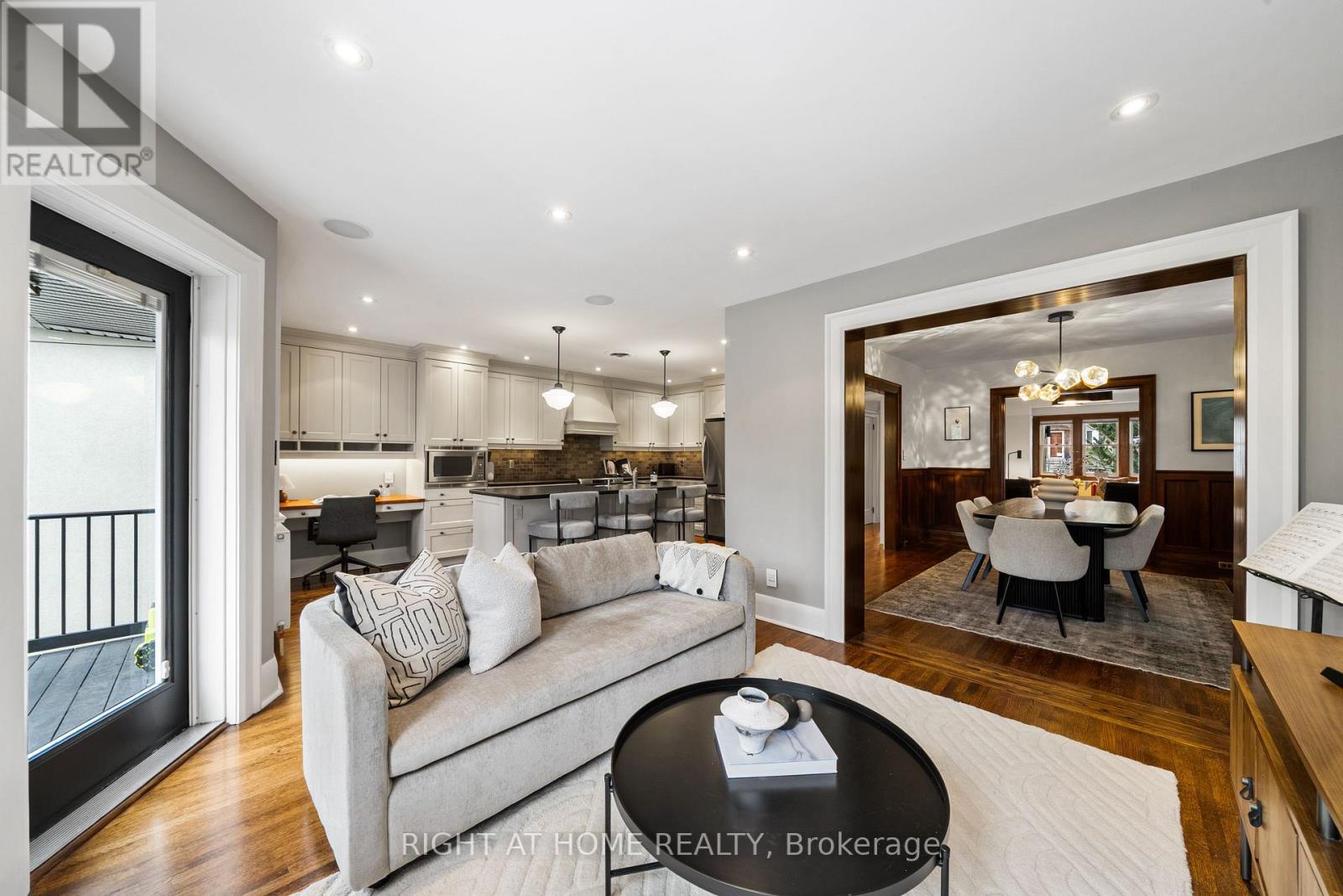 113 Eastbourne Avenue, Toronto (yonge-eglinton), Ontario