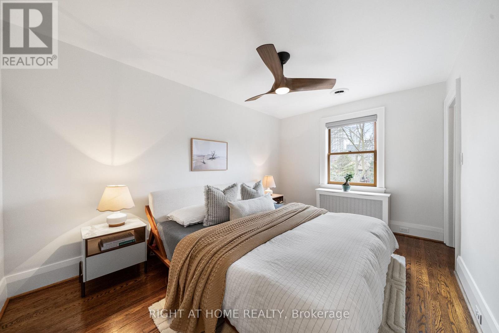 113 Eastbourne Avenue, Toronto (yonge-eglinton), Ontario