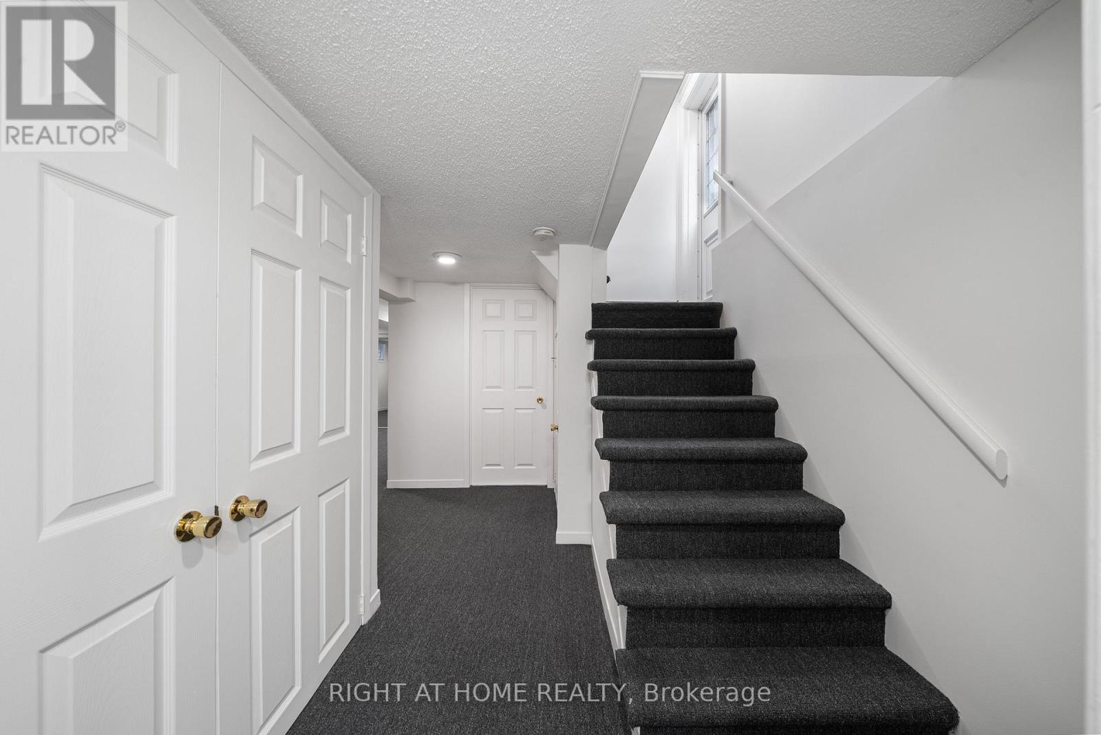 113 Eastbourne Avenue, Toronto (yonge-eglinton), Ontario