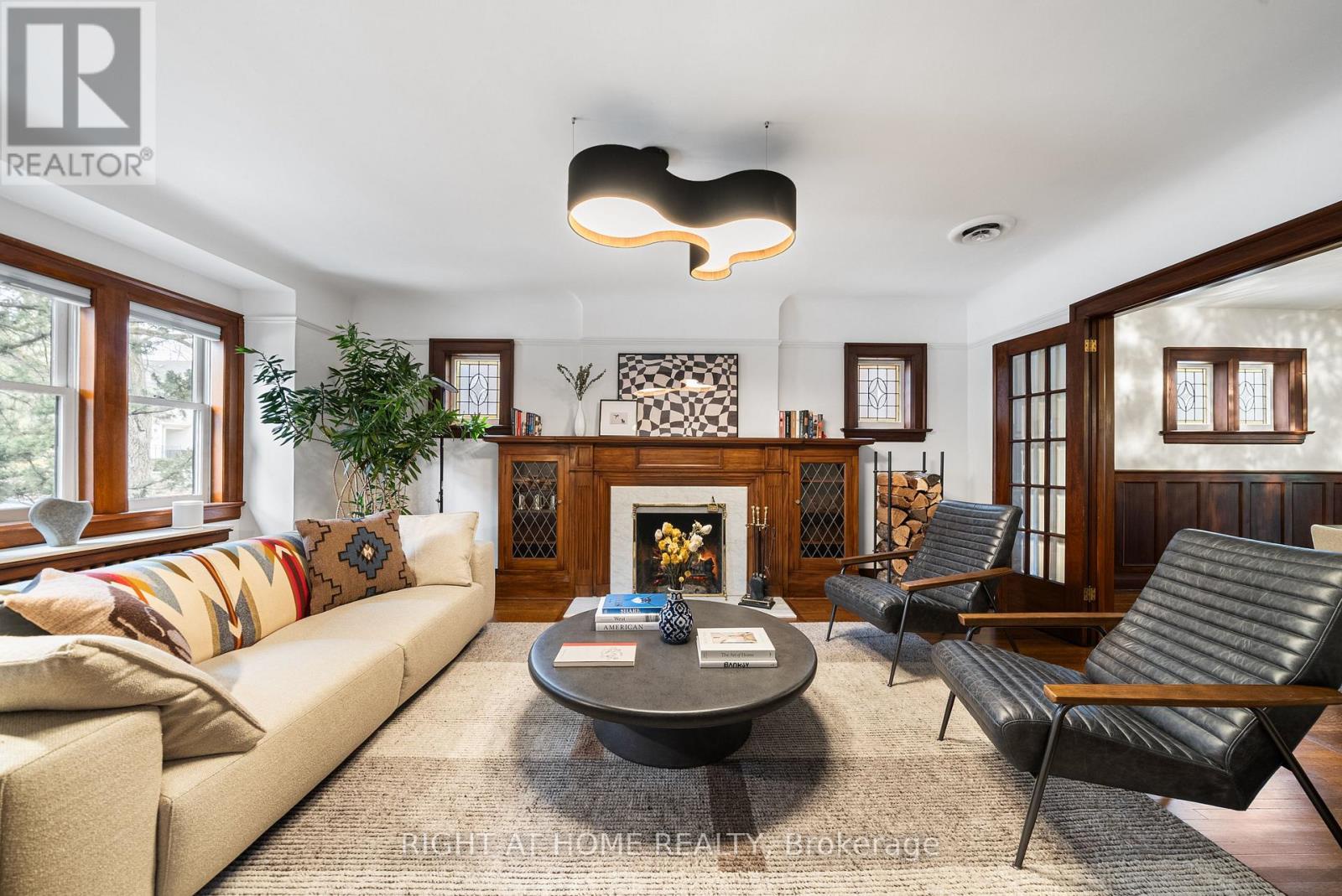 113 Eastbourne Avenue, Toronto (yonge-eglinton), Ontario