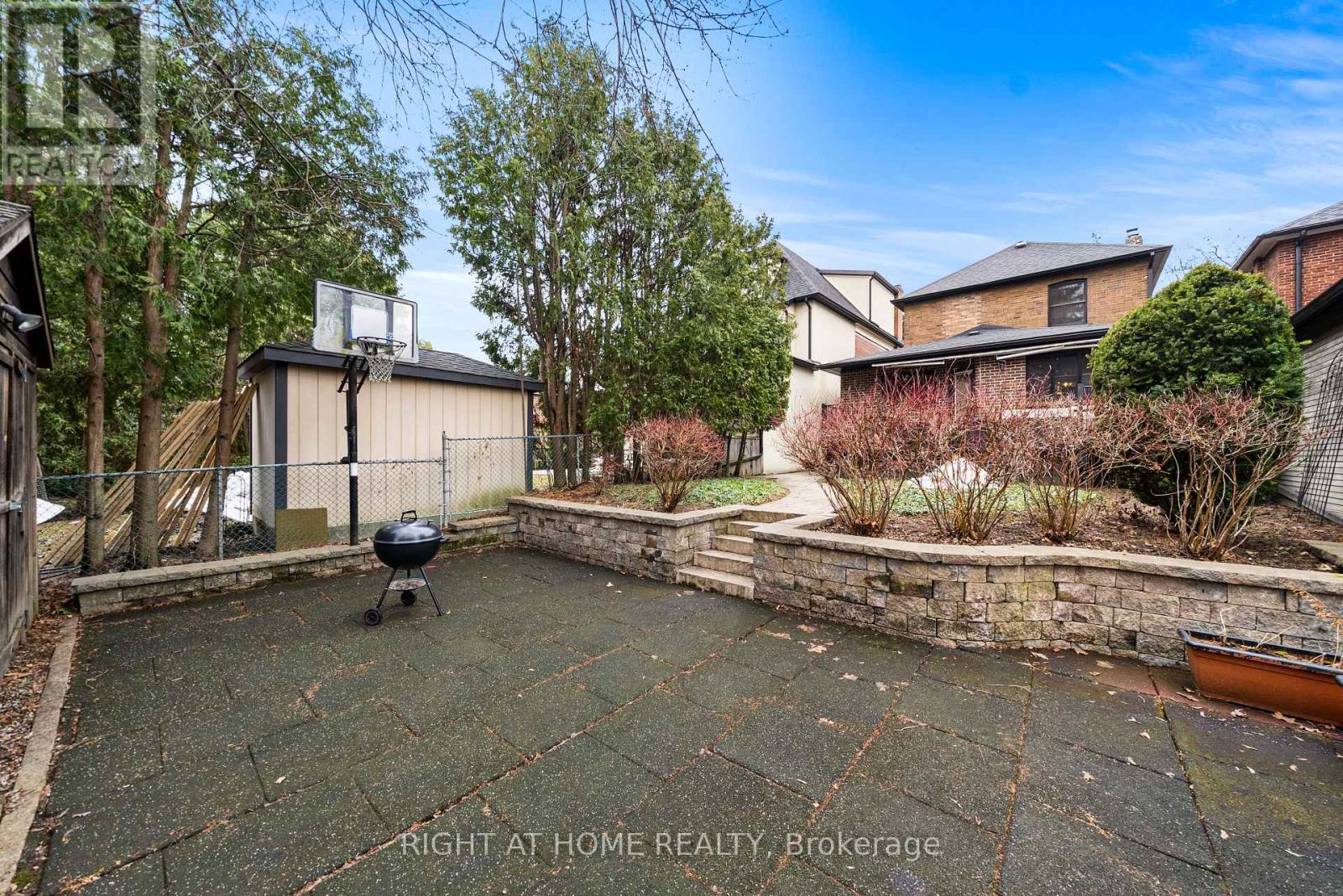 113 Eastbourne Avenue, Toronto (yonge-eglinton), Ontario