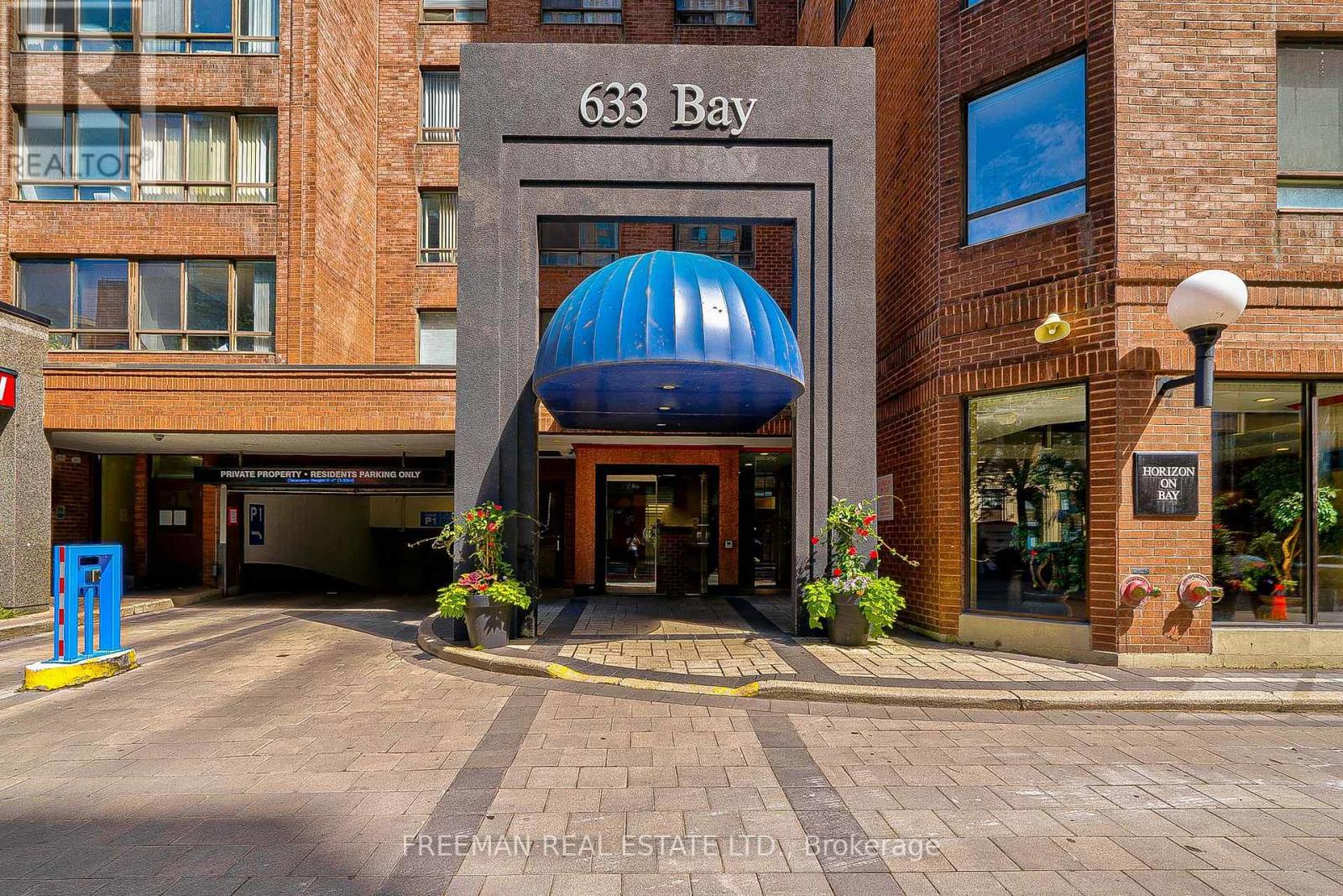 2405 - 633 Bay Street, Toronto (bay Street Corridor), Ontario