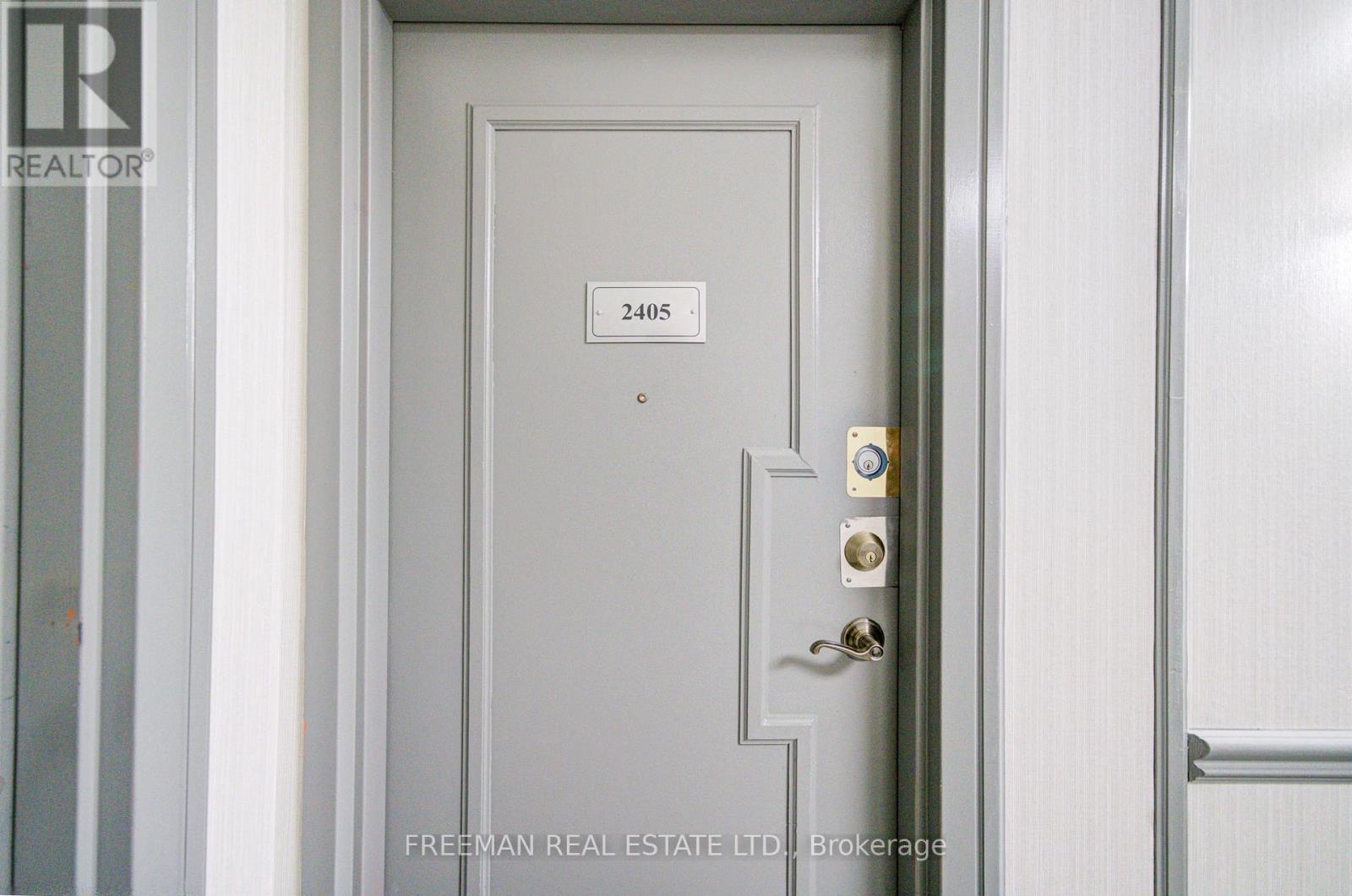 2405 - 633 Bay Street, Toronto (bay Street Corridor), Ontario