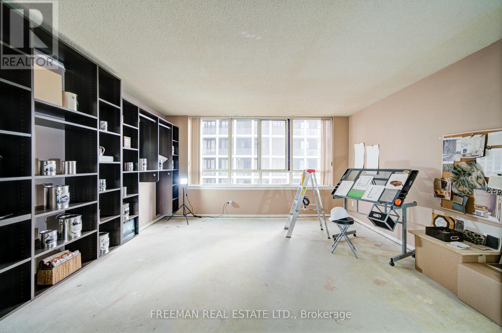 2405 - 633 Bay Street, Toronto (bay Street Corridor), Ontario