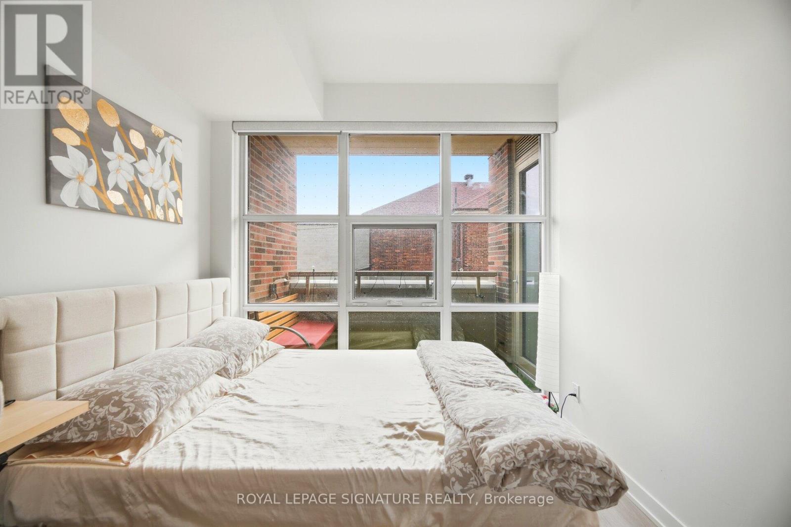 208 - 1787 St Clair Avenue W, Toronto (weston-pellam Park), Ontario