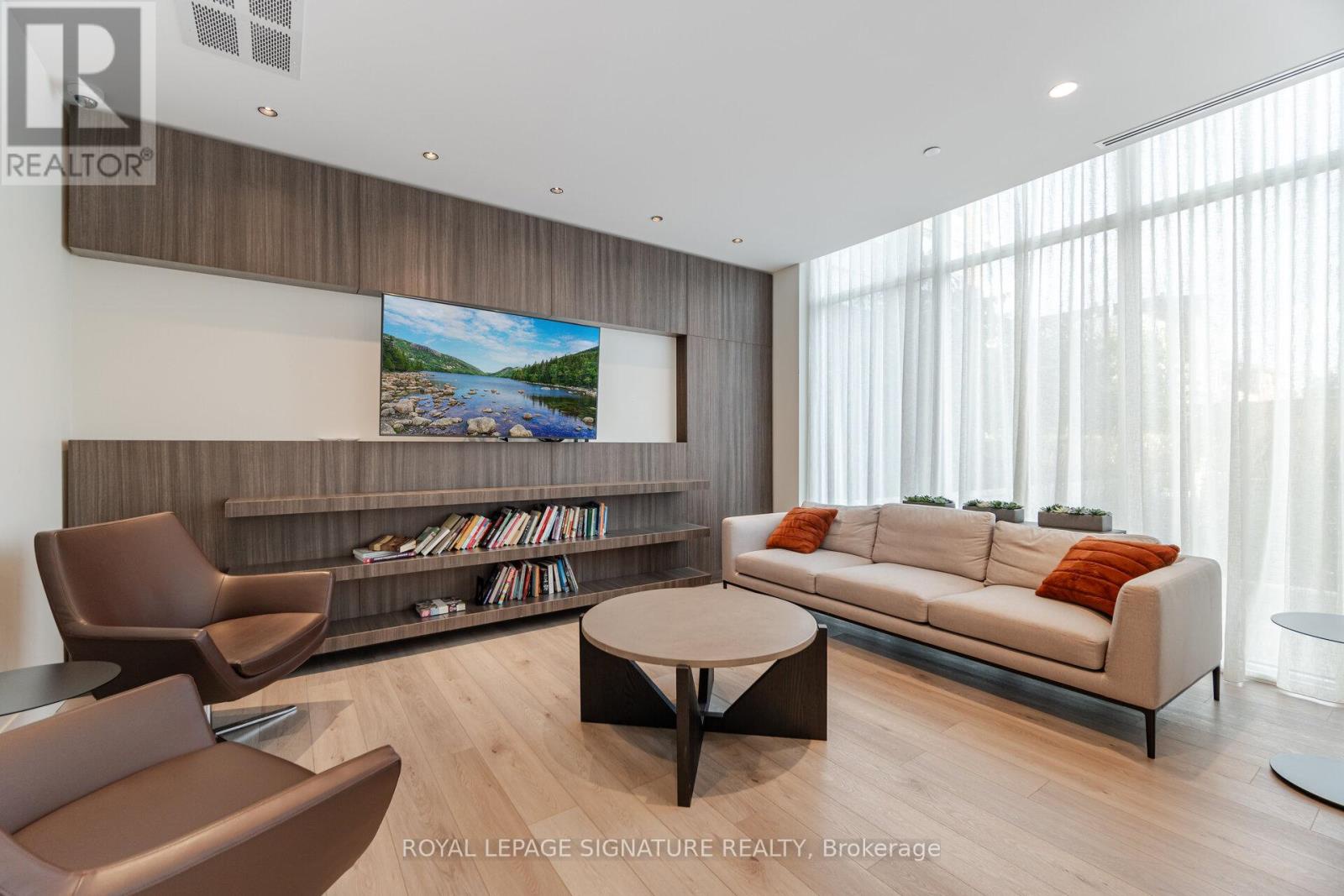 208 - 1787 St Clair Avenue W, Toronto (weston-pellam Park), Ontario