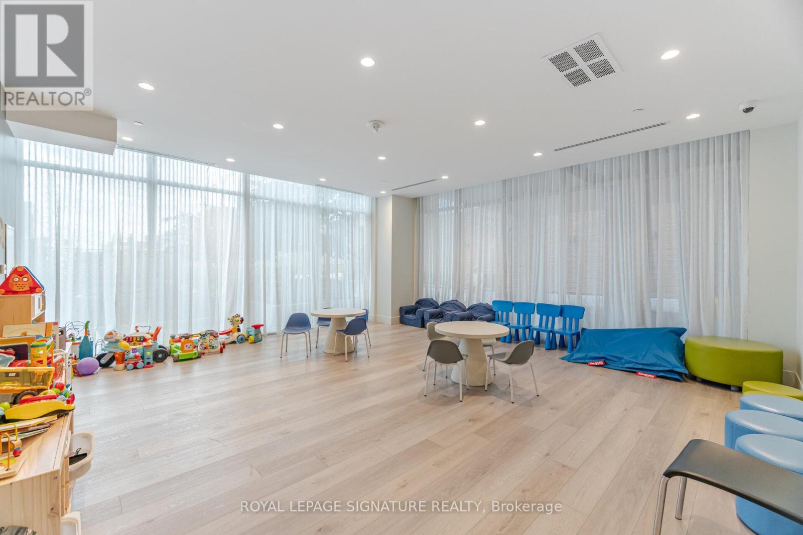 208 - 1787 St Clair Avenue W, Toronto (weston-pellam Park), Ontario