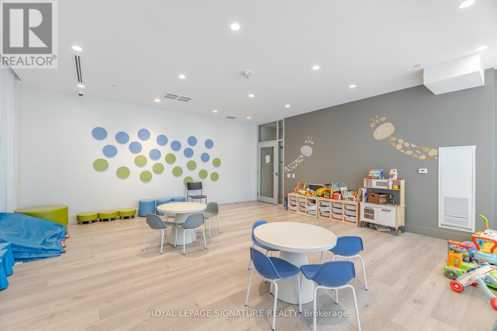 208 - 1787 St Clair Avenue W, Toronto (weston-pellam Park), Ontario